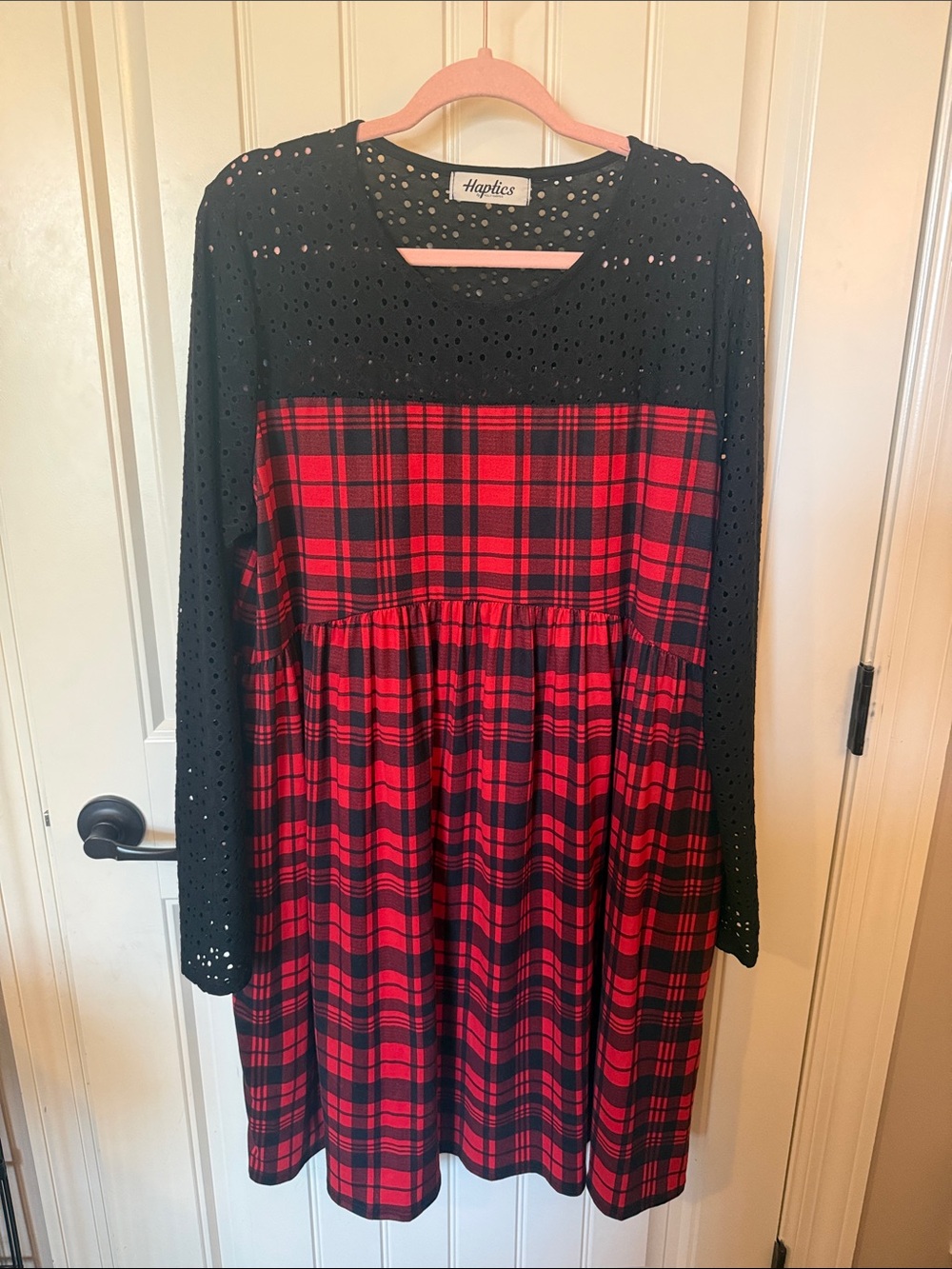 Haptics Black & Red Plaid Long-Sleeve Dress